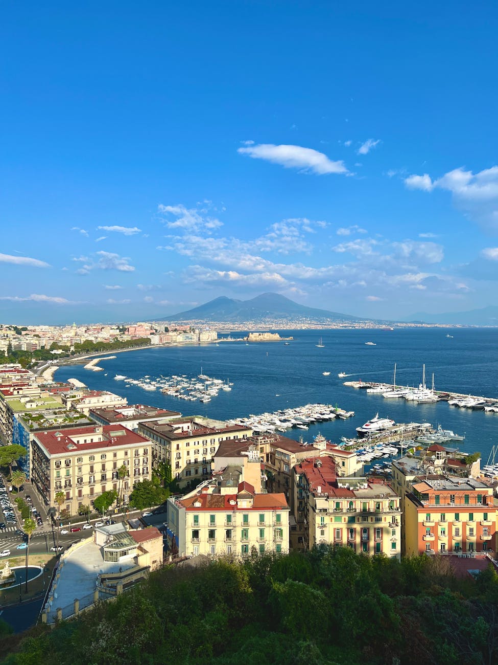 Napoli cosa vedere: guida completa tra cultura, mare e tradizione
