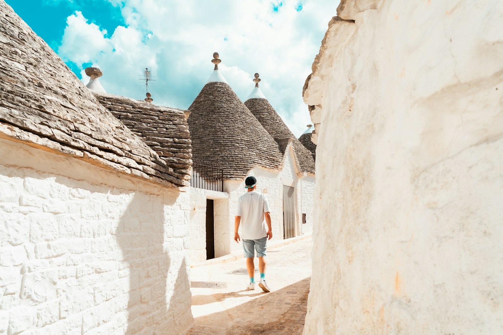 Cosa vedere ad Alberobello: il cuore magico della Puglia tra trulli, tradizioni e sapori autentici